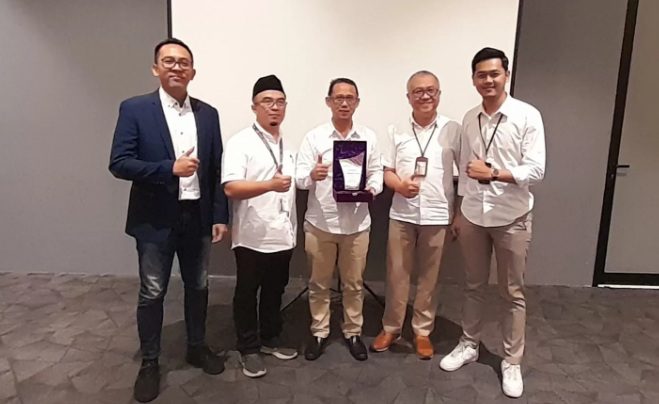 Dewangga Raih Penghargaan Mitra Refferal Haji Khusus Terbaik 2022