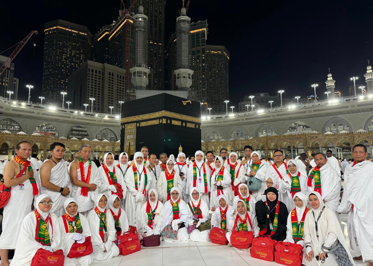 ARAB SAUDI IMBAU JEMAAH UMRAH JAGA JARAK KETIKA BERIBADAH DI MASJIDIL HARAM MAKKAH