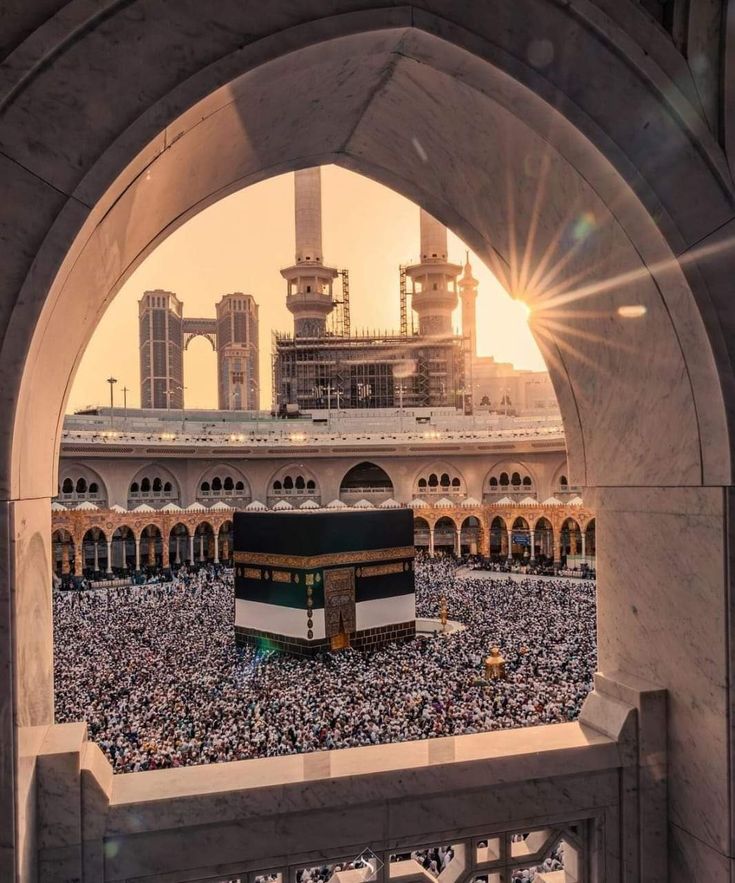 HAJI ATAU UMRAH PAKAI UANG HARAM, INI HUKUMNYA DALAM ISLAM!