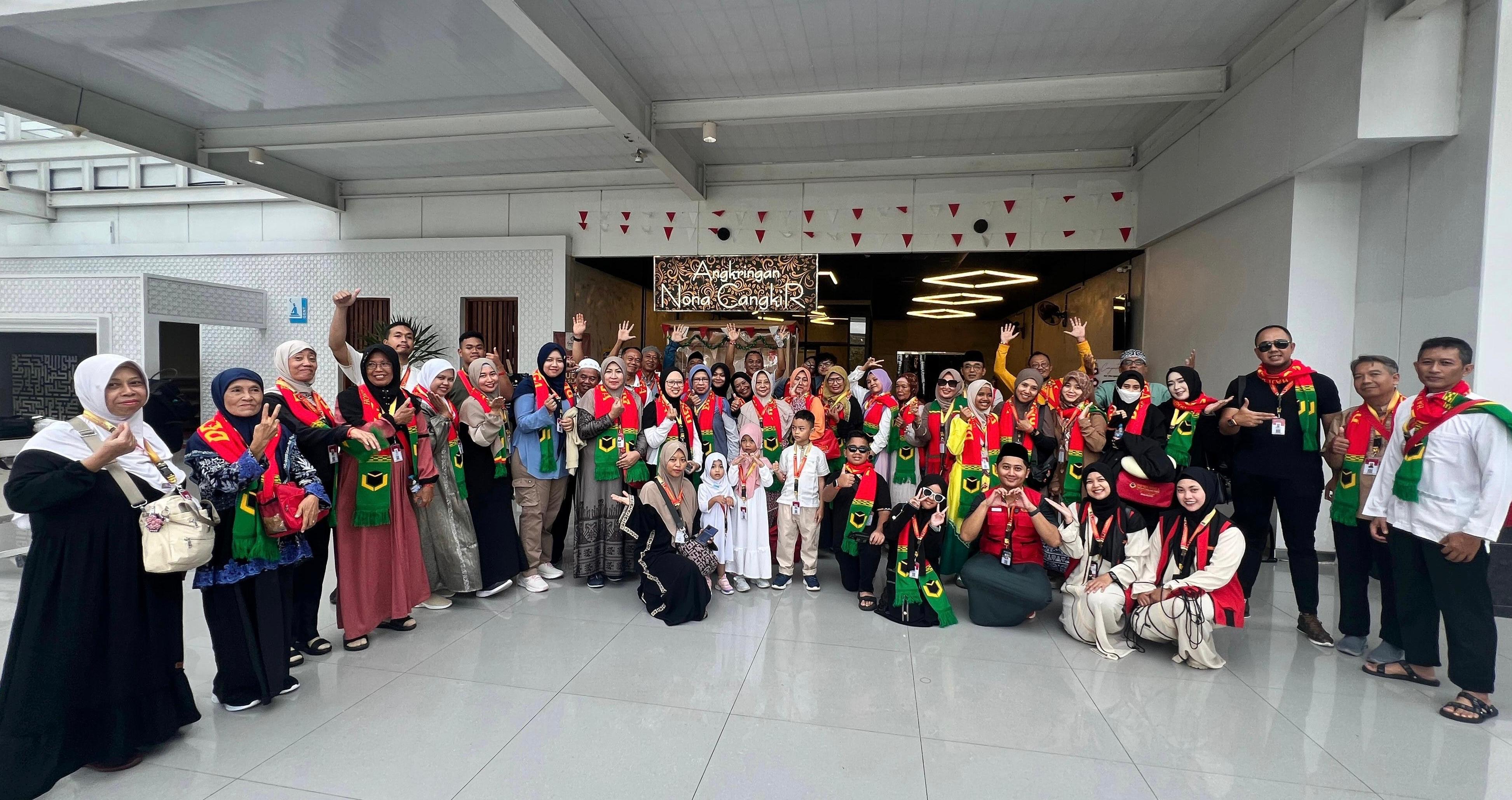 Menikmati Akhir Tahun Di Tanah Suci, Dewangga Lil Hajj Wal Umroh Berangkatkan 3 Grup Umroh Bulan Desember Berturut-turut